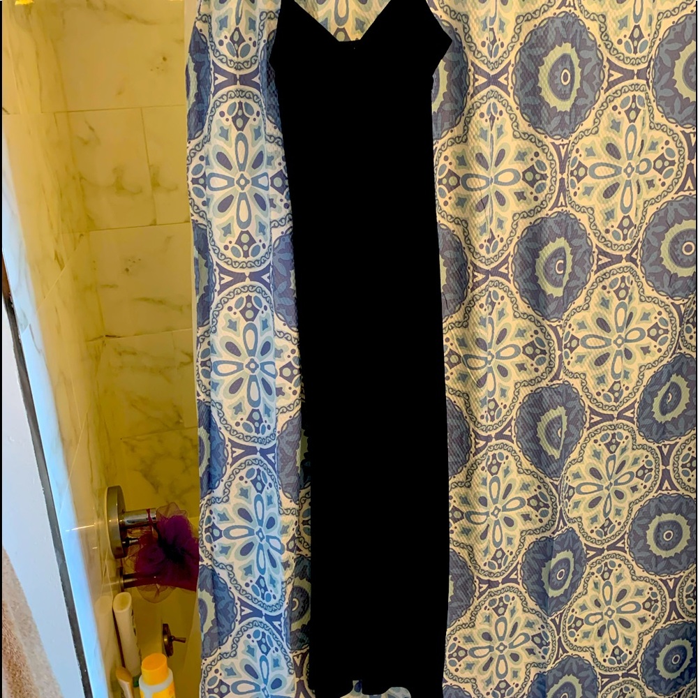 maxi dress. Size small. Adjustable straps. So soft